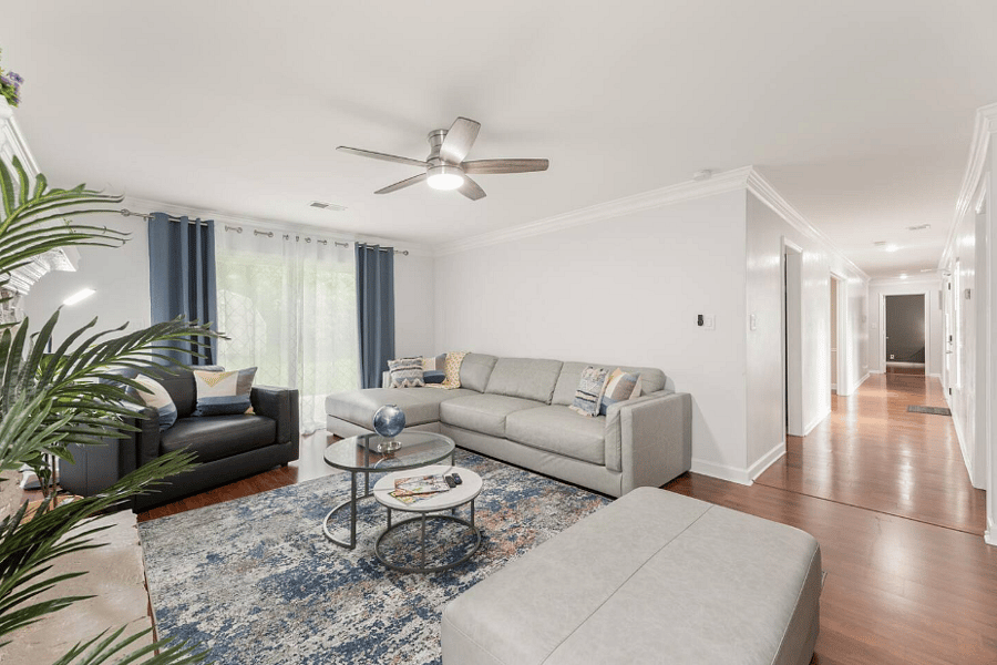 Furnished Finder property 1037857_1 photo 3