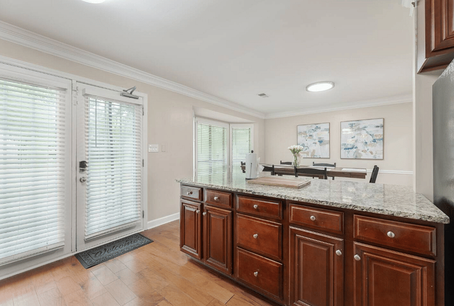 Furnished Finder property 1037857_1 photo 12