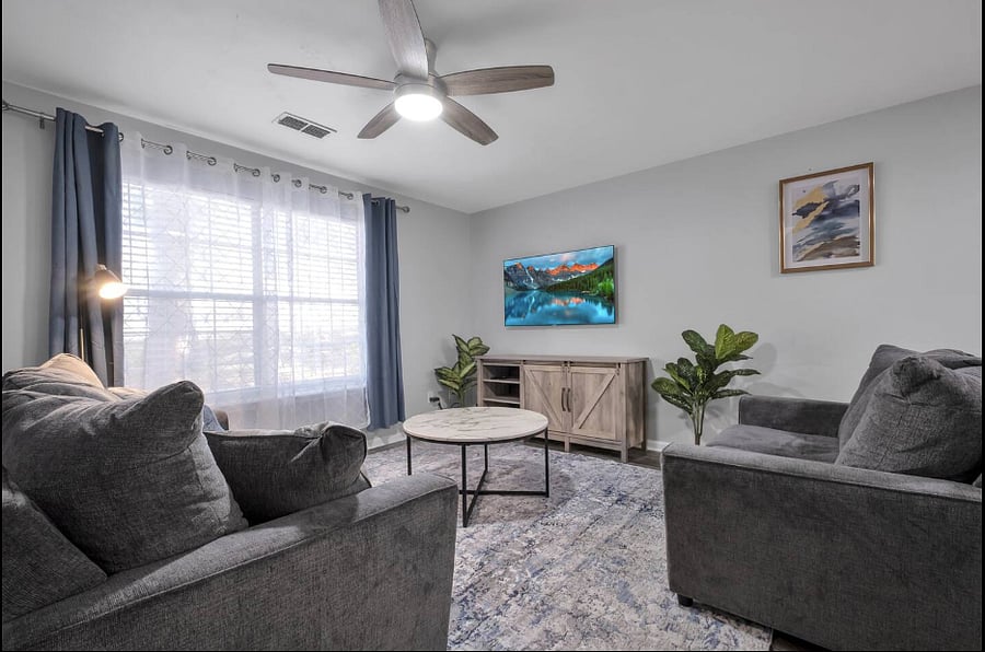 Furnished Finder property 1037858_1 photo 4