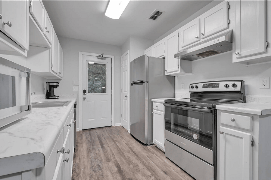 Furnished Finder property 1037858_1 photo 7