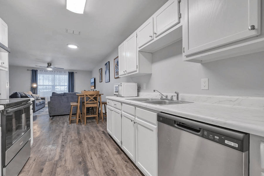 Furnished Finder property 1037858_1 photo 11
