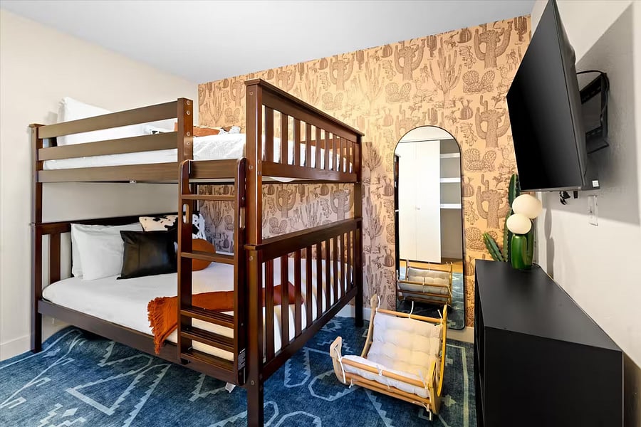 bunkbed room
