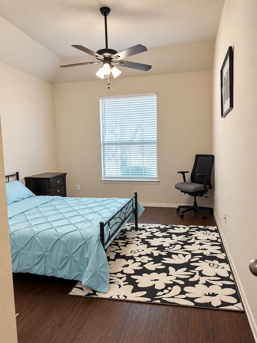 Furnished Finder property 1037865_1 photo 3