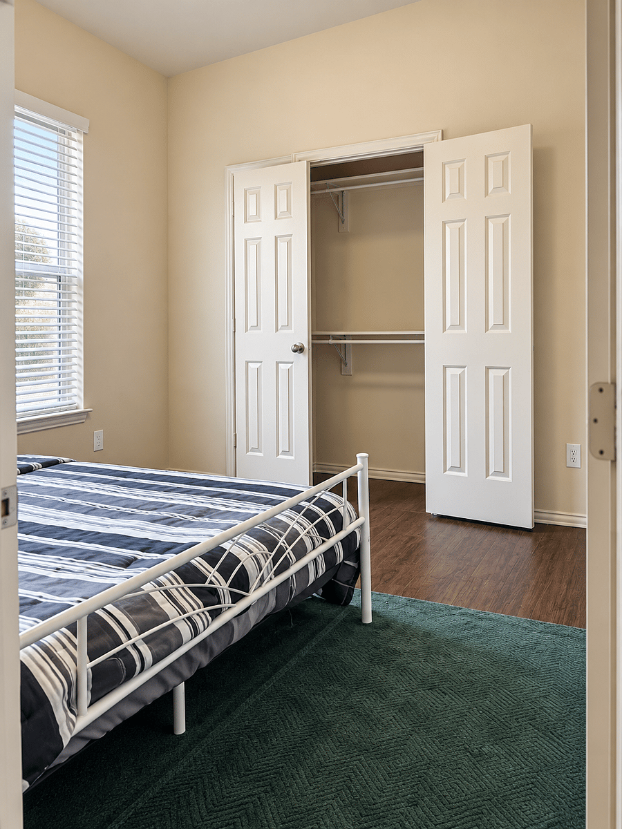 Furnished Finder property 1037865_1 photo 9