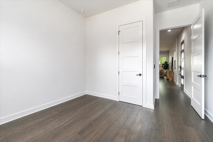 Furnished Finder property 1037873_1 photo 24