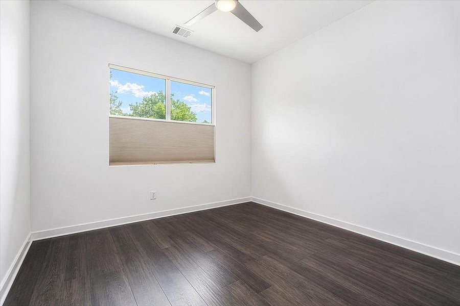 Furnished Finder property 1037873_1 photo 25