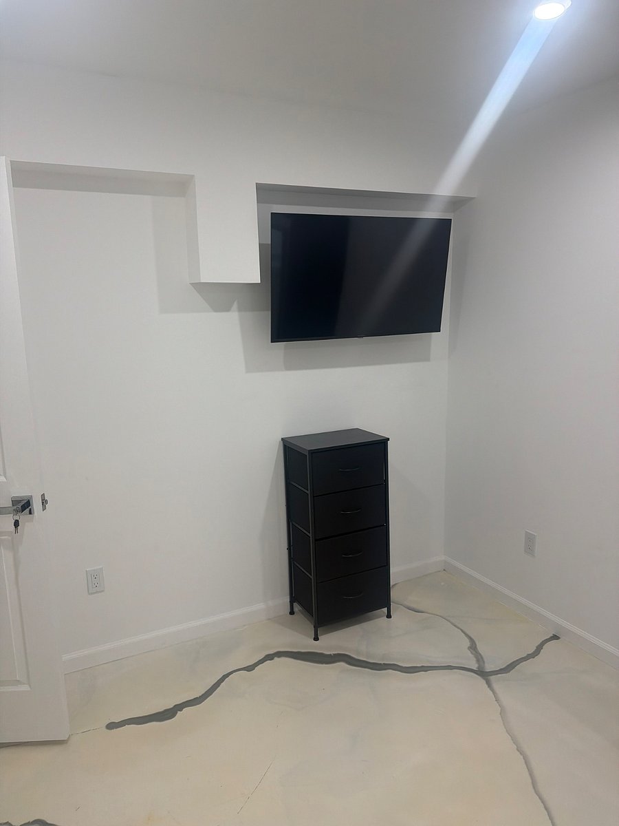 Furnished Finder property 1037876_1 photo 8