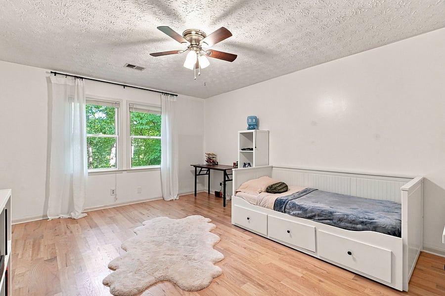Furnished Finder property 1037877_1 photo 9
