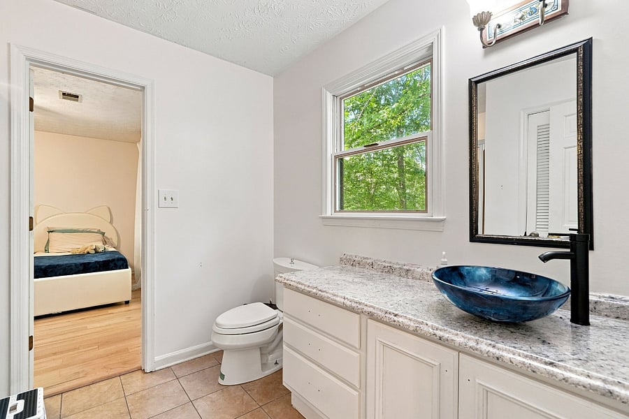 Furnished Finder property 1037877_1 photo 10