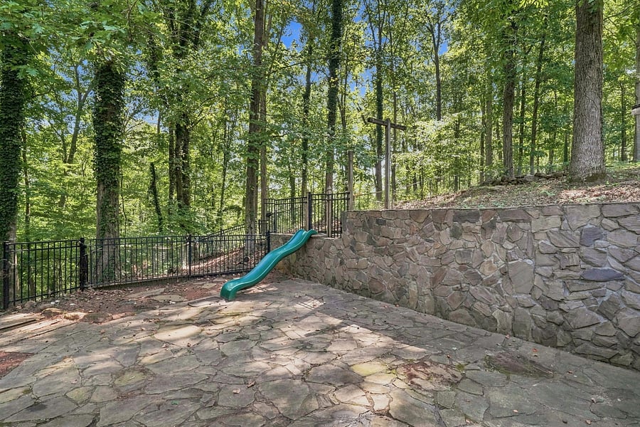 Furnished Finder property 1037877_1 photo 55