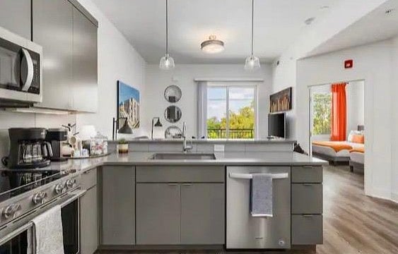 Furnished Finder property 1037887_1 photo 14