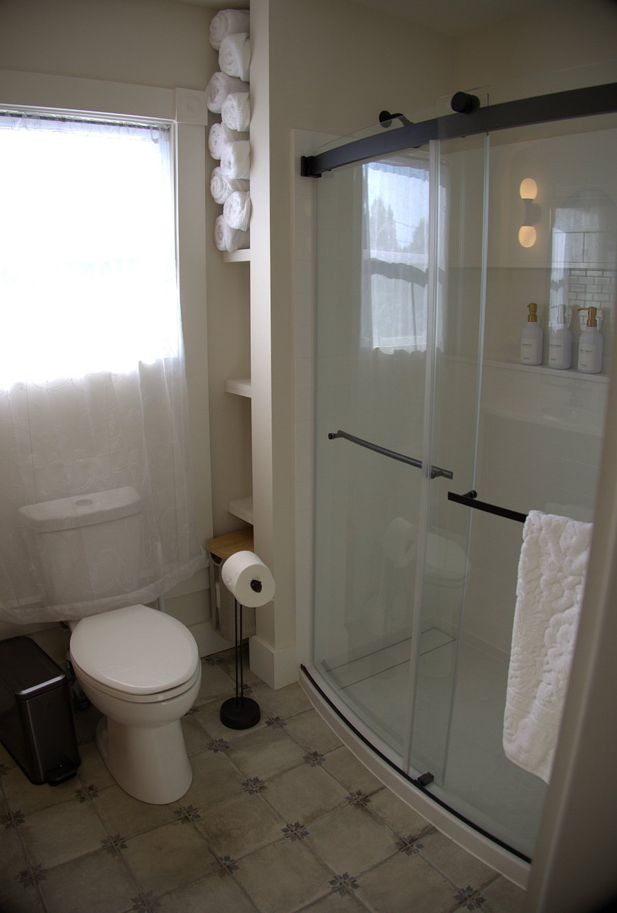 Furnished Finder property 1037898_1 photo 16