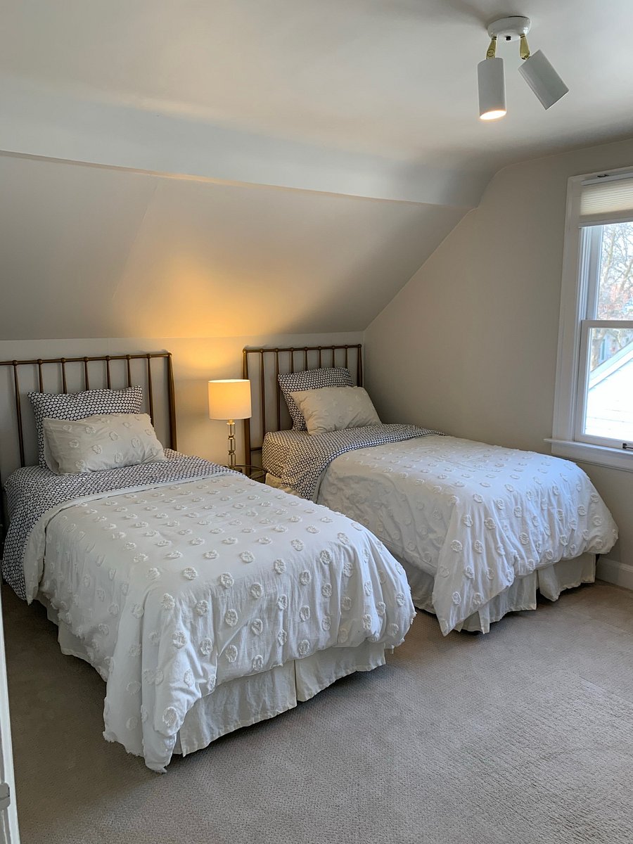 Furnished Finder property 1037902_1 photo 13