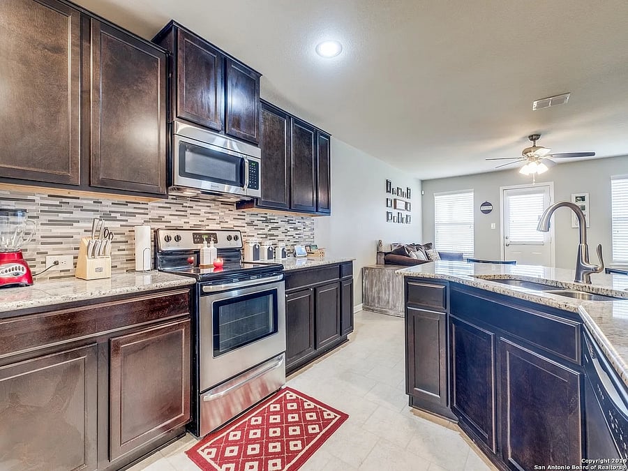 Furnished Finder property 1037942_1 photo 8