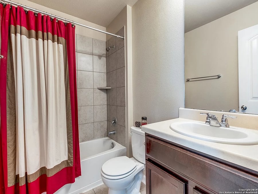 Furnished Finder property 1037942_1 photo 4
