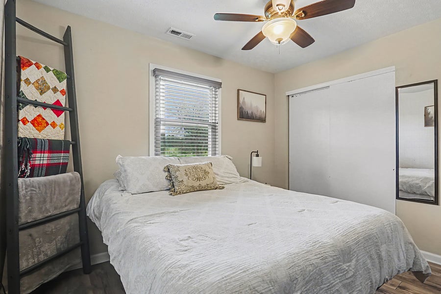 Furnished Finder property 1037949_1 photo 10