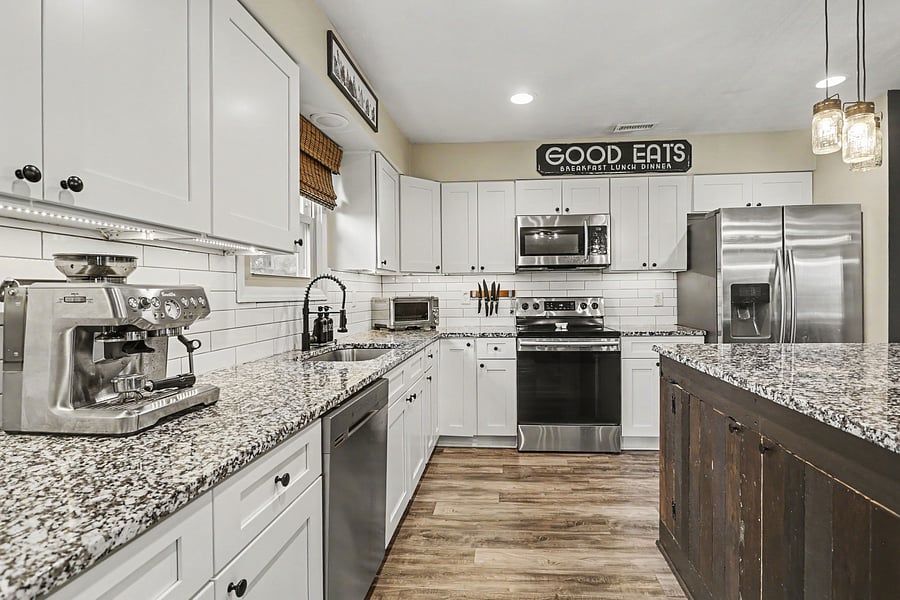 Furnished Finder property 1037949_1 photo 3
