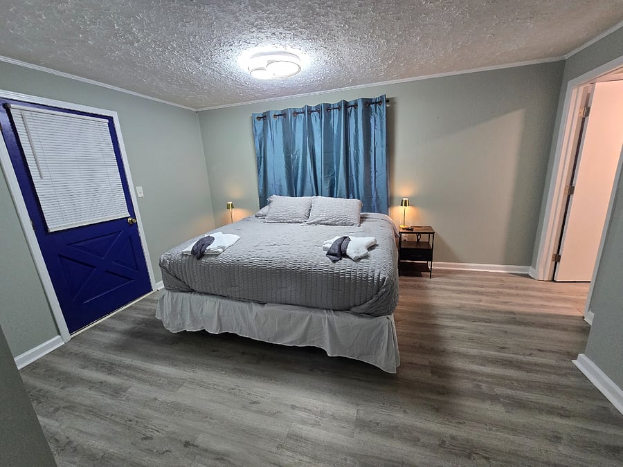 Furnished Finder property 1037954_1 photo 11