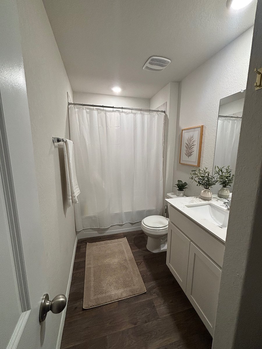 Furnished Finder property 1037960_1 photo 50