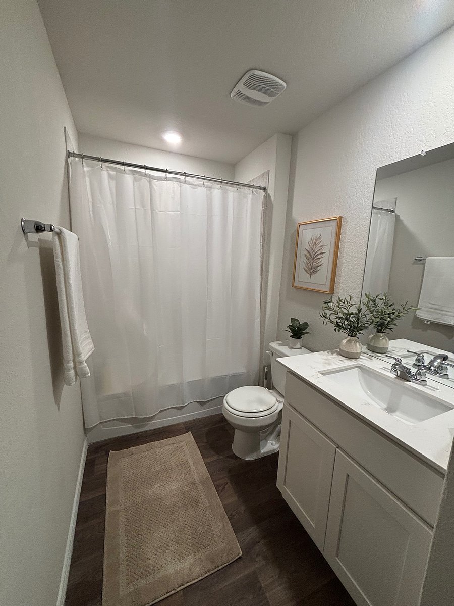Furnished Finder property 1037960_1 photo 52