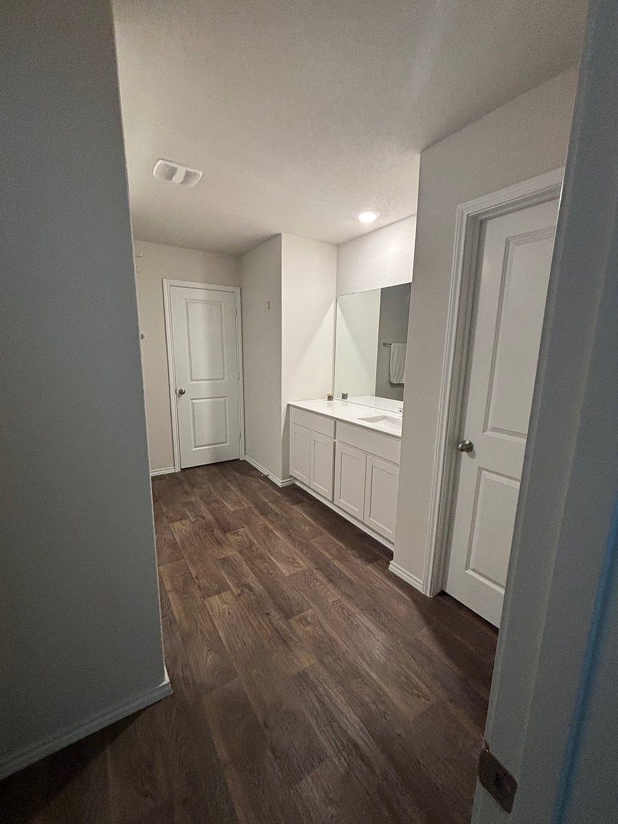 Furnished Finder property 1037960_1 photo 44