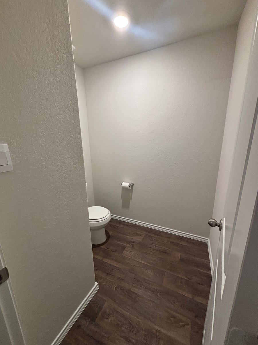Furnished Finder property 1037960_1 photo 47
