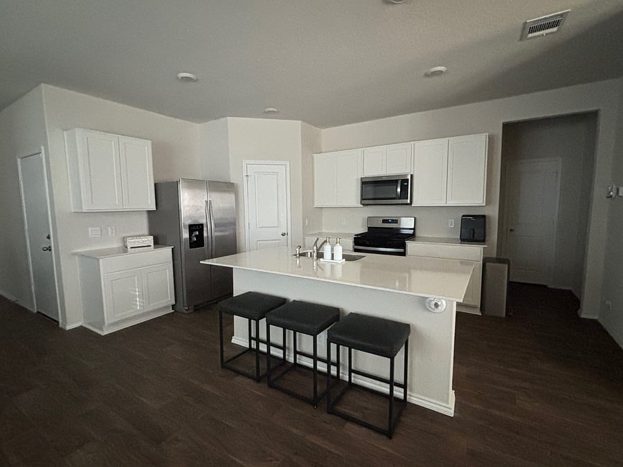 Furnished Finder property 1037960_1 photo 21