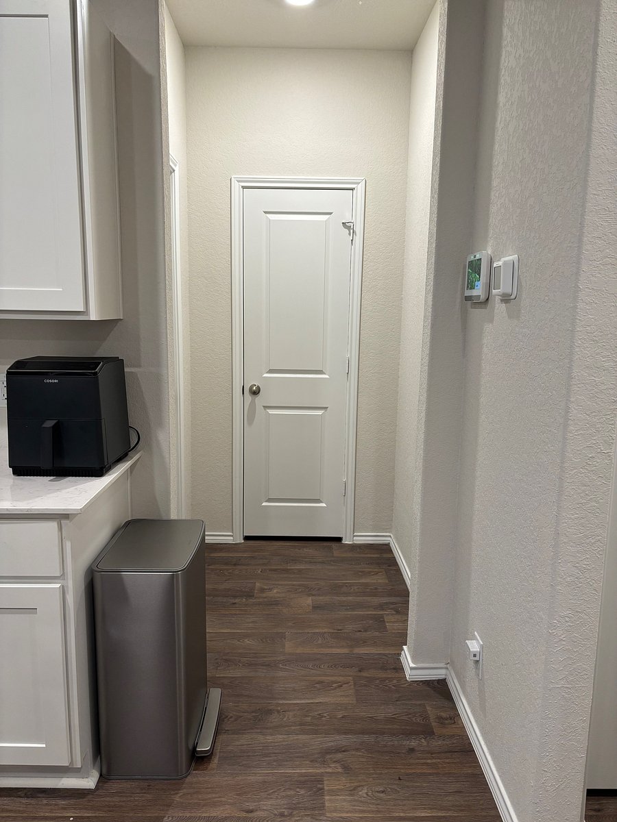 Furnished Finder property 1037960_1 photo 28