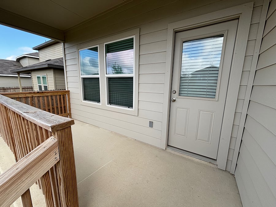 Furnished Finder property 1037960_1 photo 2