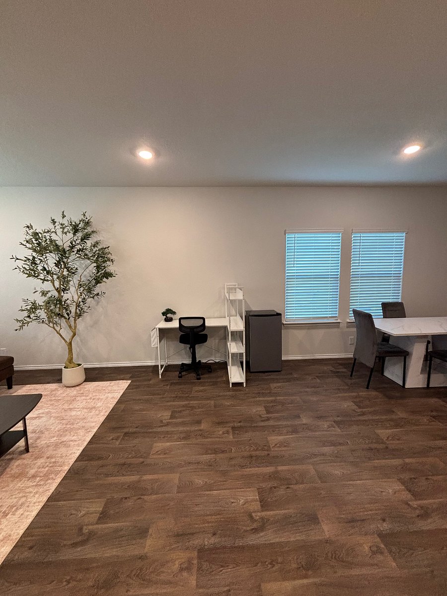 Furnished Finder property 1037960_1 photo 10