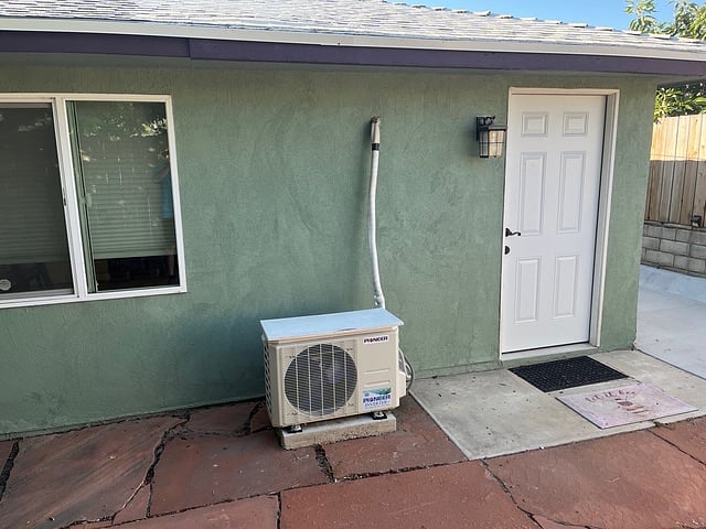 Furnished Finder property 1037965_1 photo 2