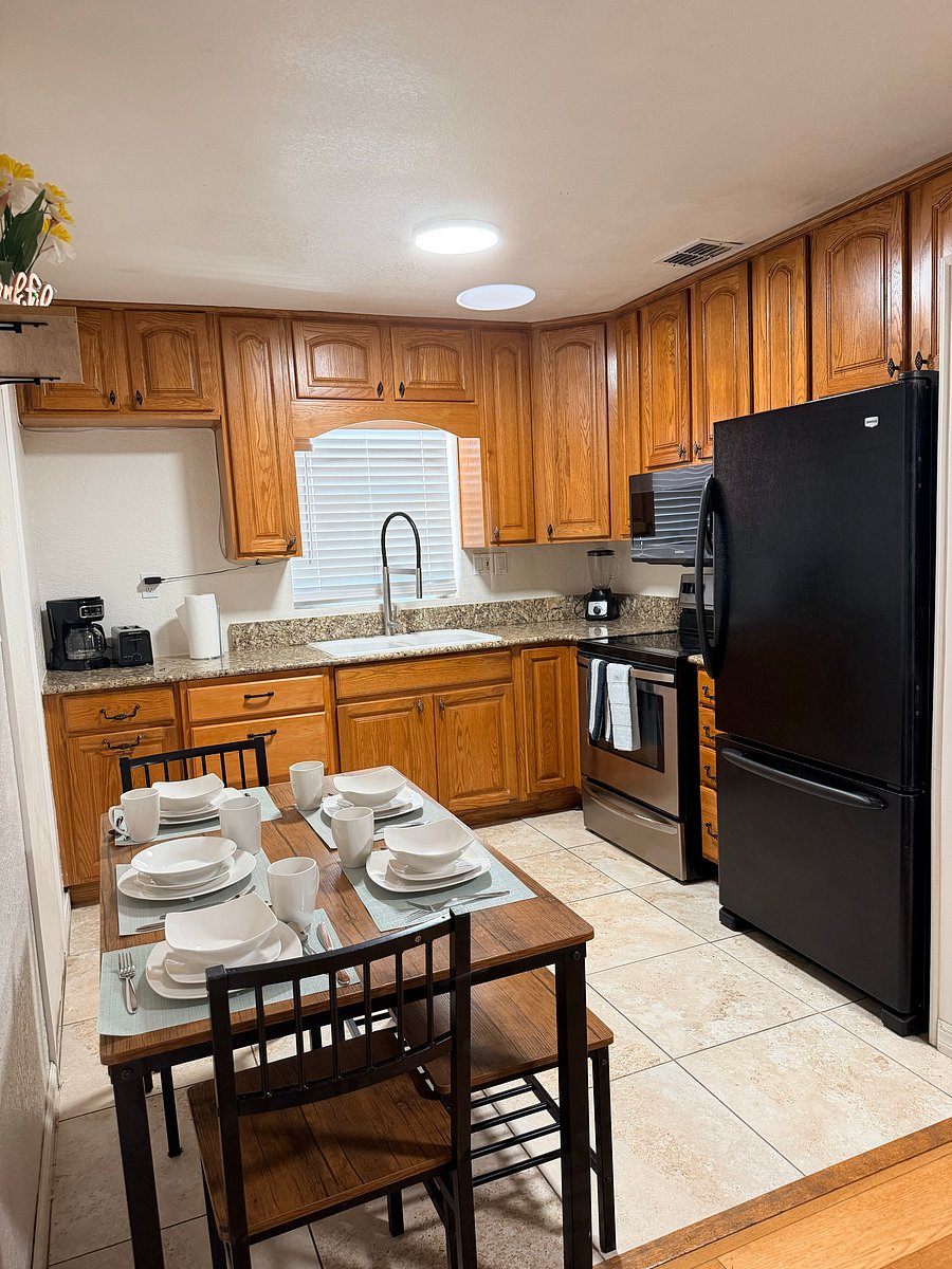 Furnished Finder property 1037985_1 photo 3