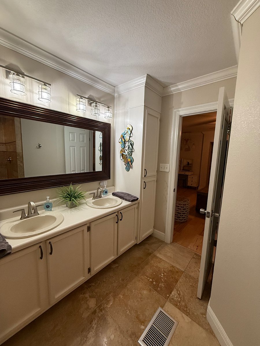 Furnished Finder property 1038010_1 photo 3