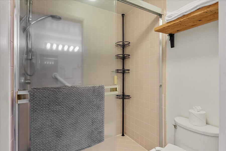 Furnished Finder property 1038013_1 photo 15