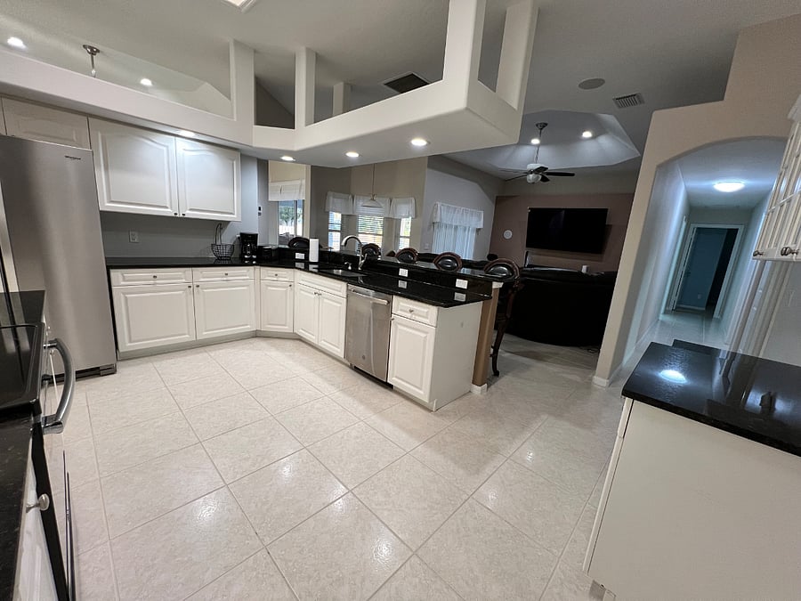 Furnished Finder property 1038020_1 photo 13
