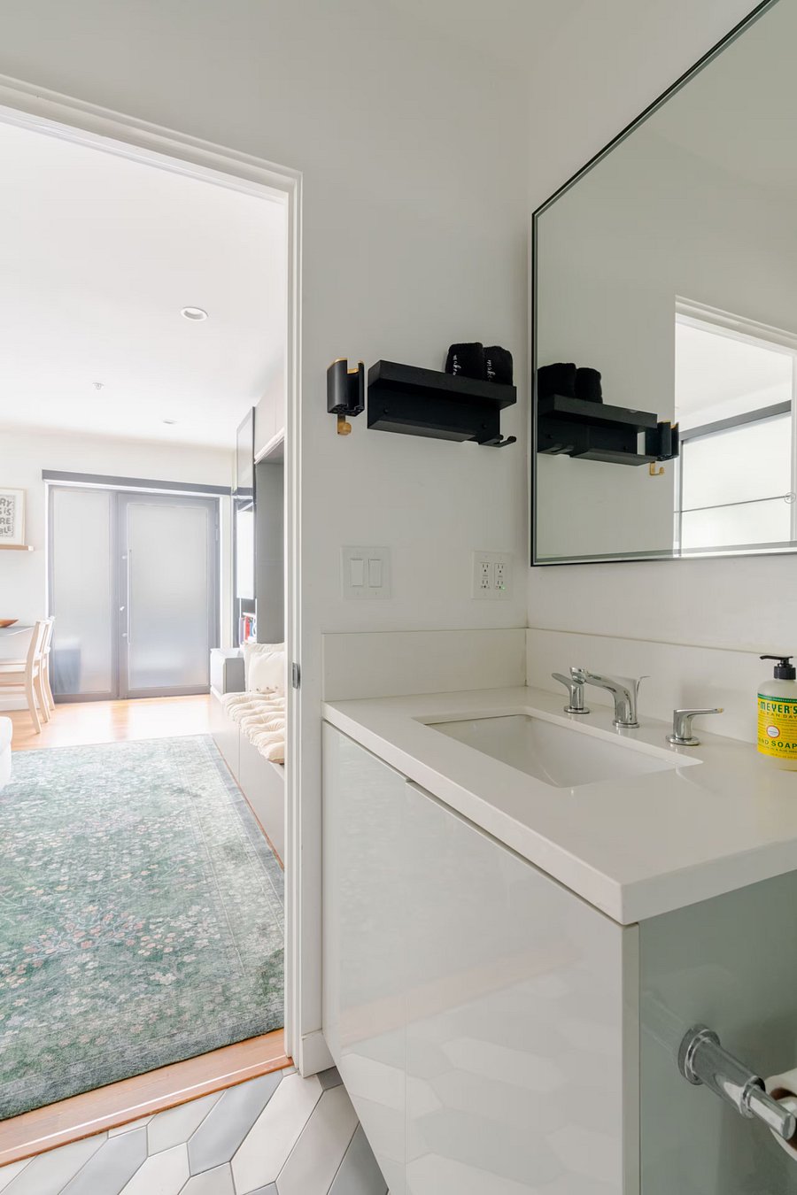 Furnished Finder property 1038023_1 photo 20