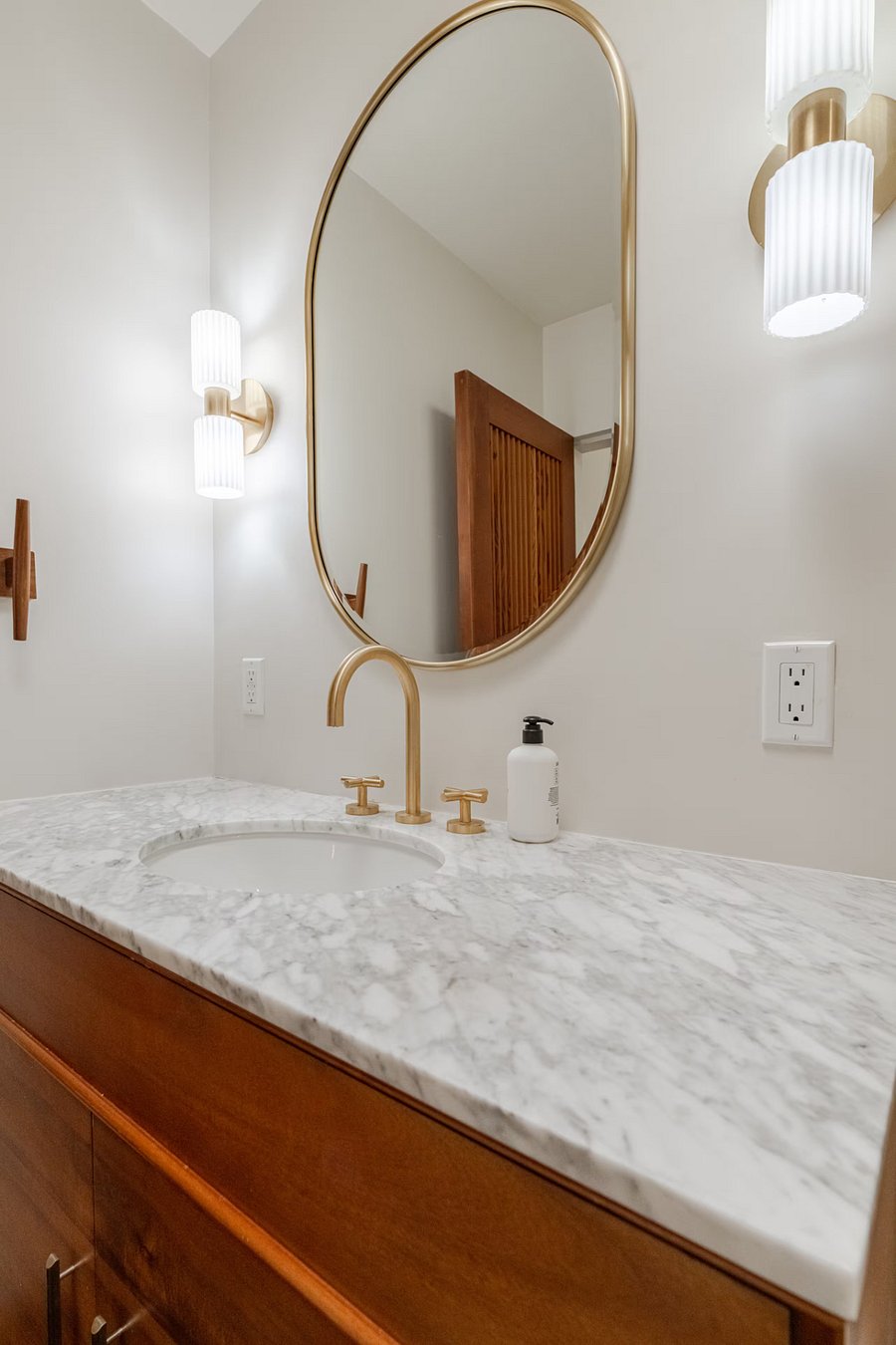 Furnished Finder property 1038029_1 photo 29