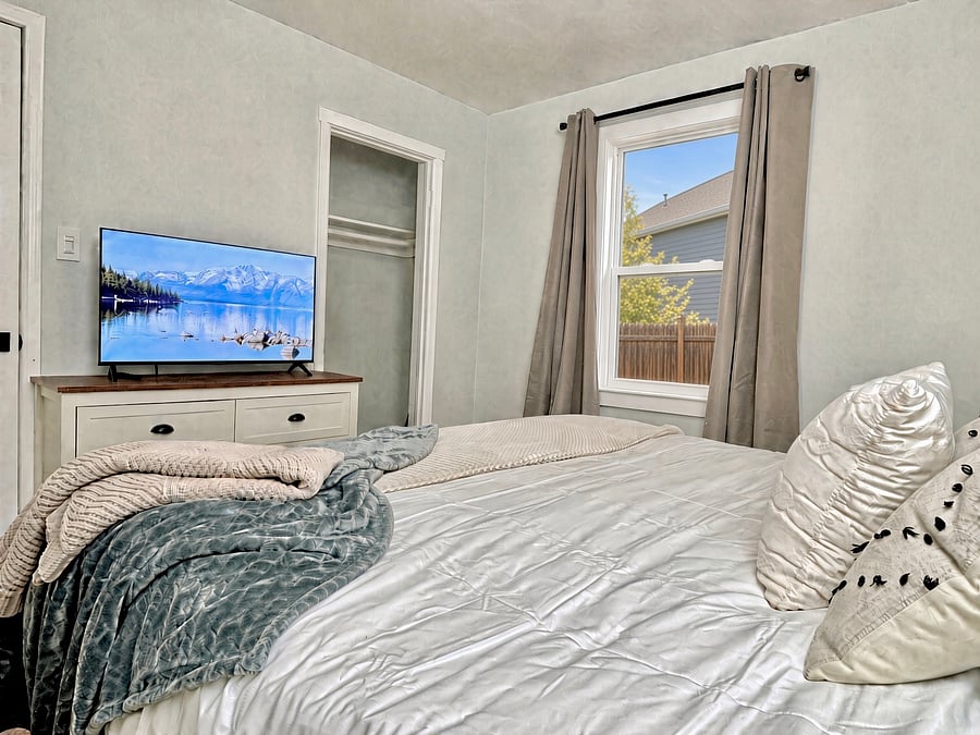 Furnished Finder property 1038043_1 photo 9