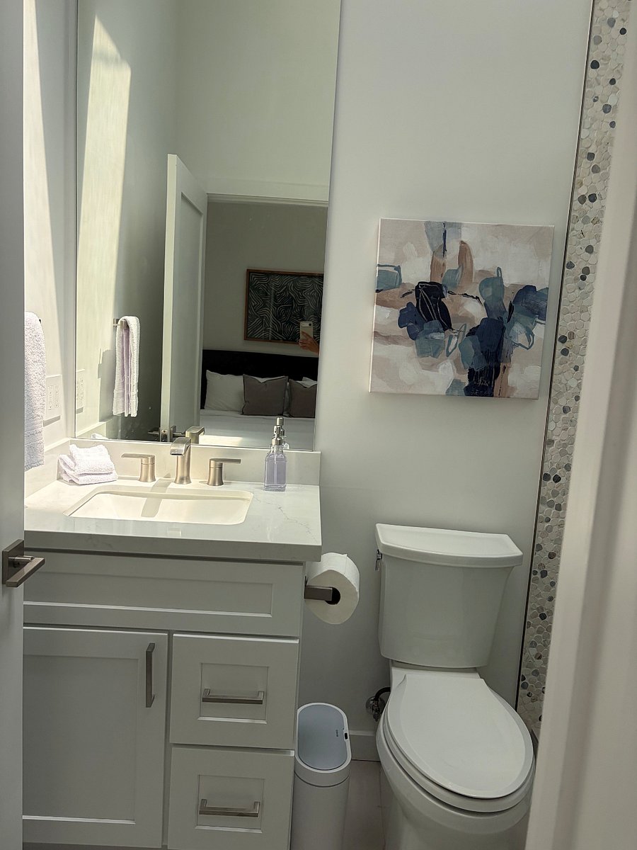 Furnished Finder property 1038055_1 photo 16
