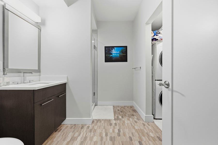 Furnished Finder property 1038059_1 photo 13
