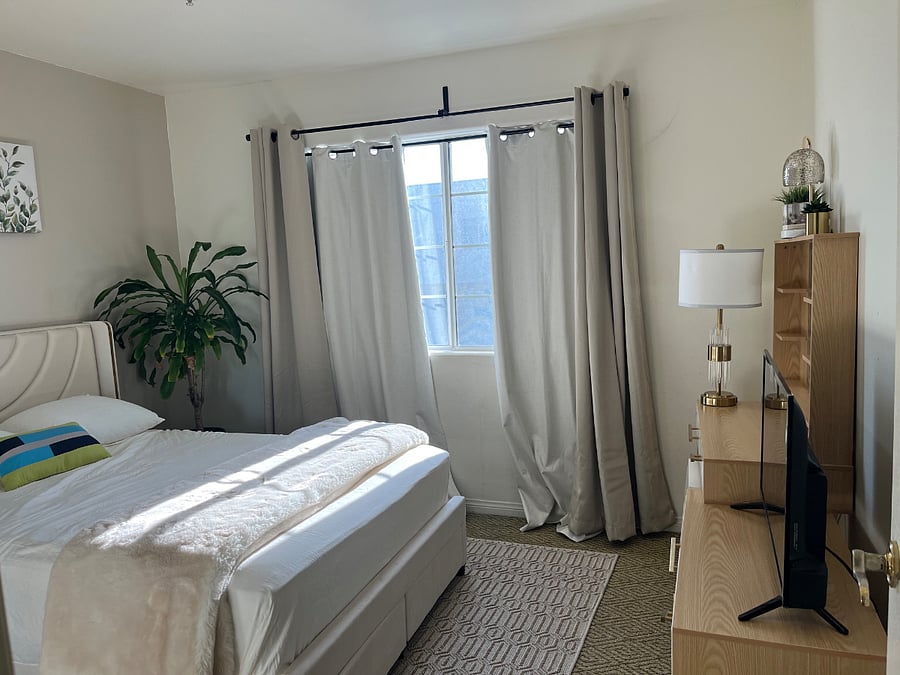 Furnished Finder property 1038062_1 photo 4