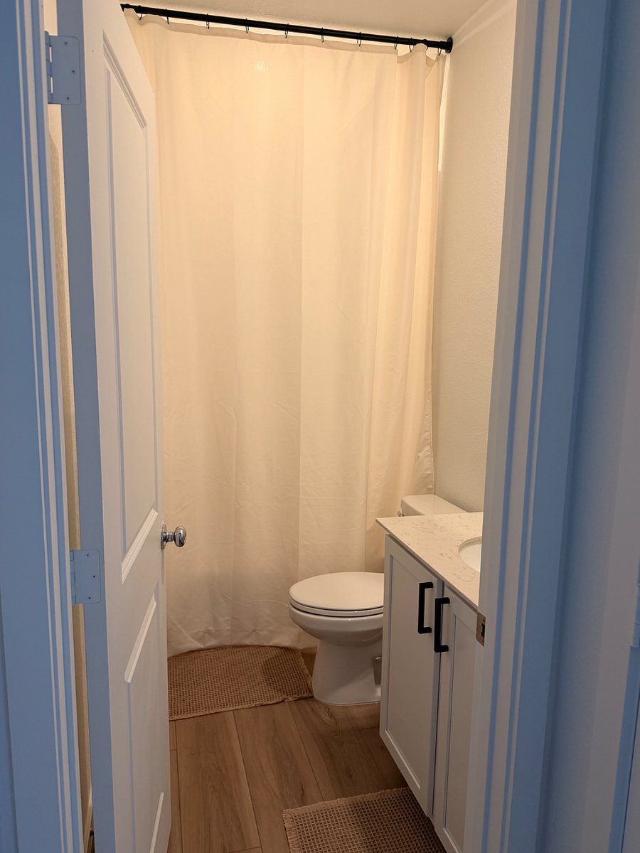 Furnished Finder property 1038074_1 photo 3