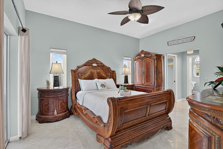 Primary suite