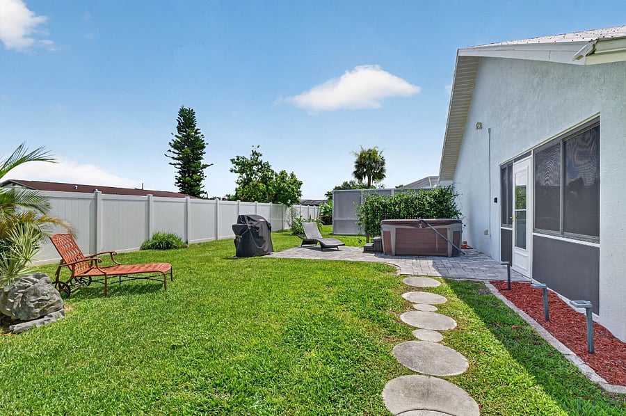 Private In-Law Suite & Hot Tub