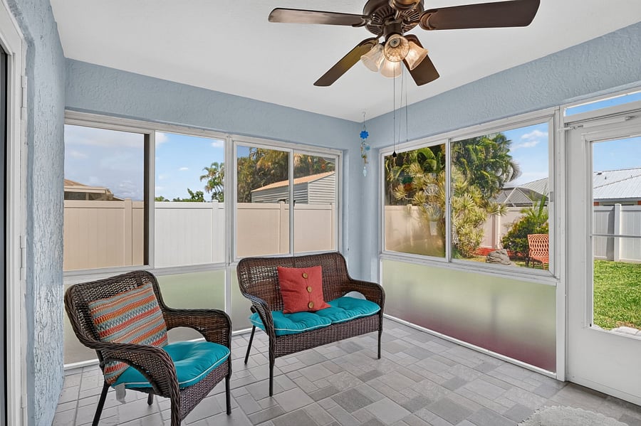 Private suite screened in patio