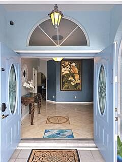 Entrance. One 5 inch step