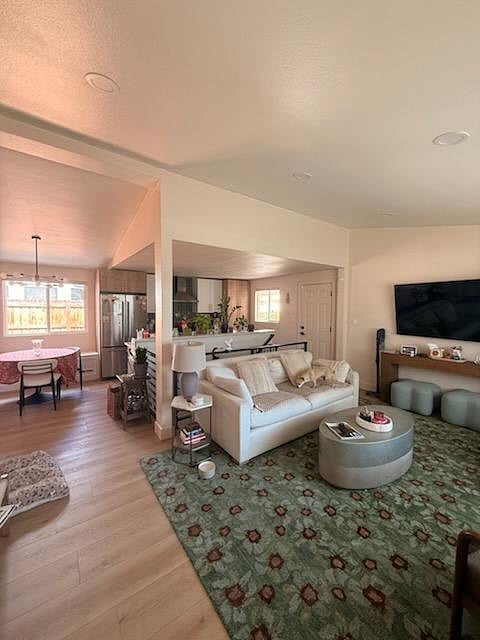 Furnished Finder property 1038133_1 photo 5