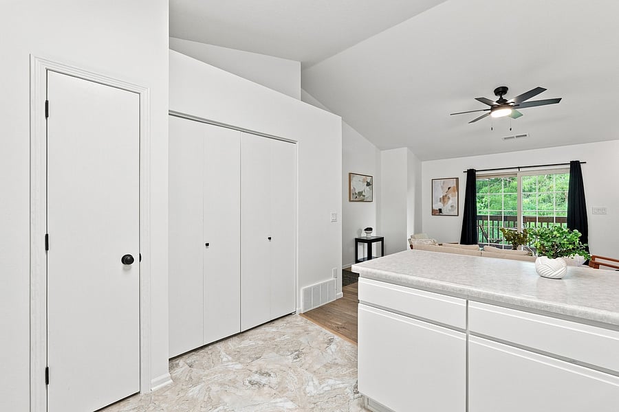 Furnished Finder property 1038150_1 photo 3
