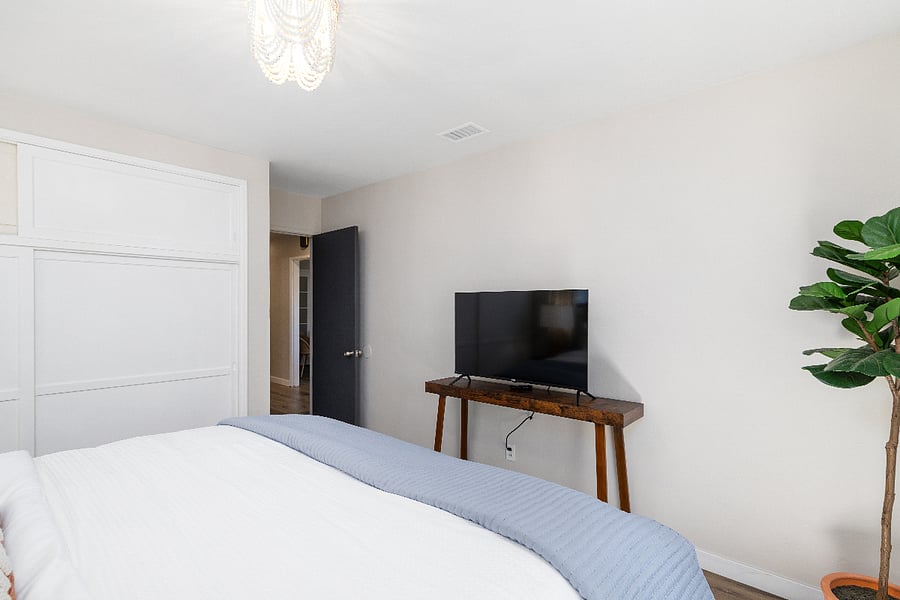 Furnished Finder property 1038156_1 photo 8