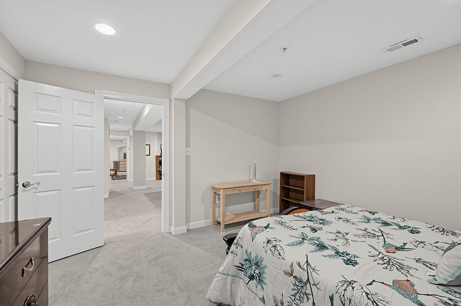 Furnished Finder property 1038167_1 photo 10